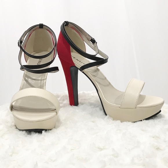 Platform Heels - New in Box - Picture 1 of 5